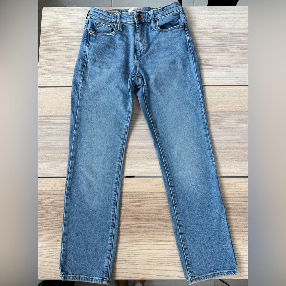 Universal Thread High Rise Light Blue Jeans